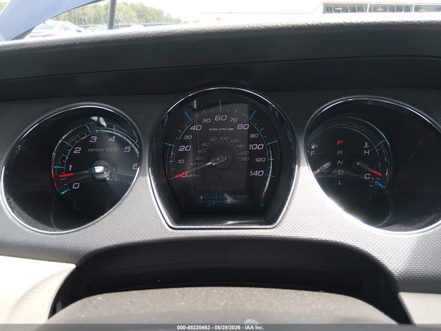 Ford Taurus Se