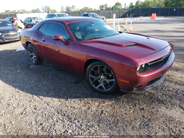 Salvage Dodge Challenger Image
