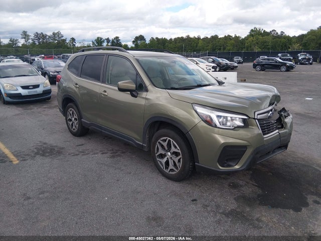 Salvage Subaru Forester Image