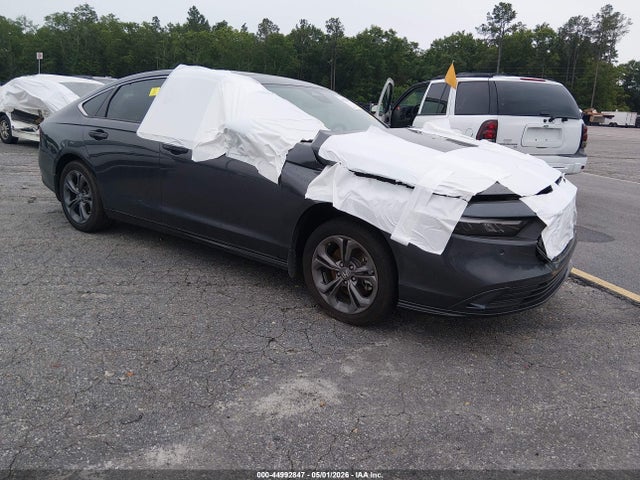 Salvage Honda Accord Image