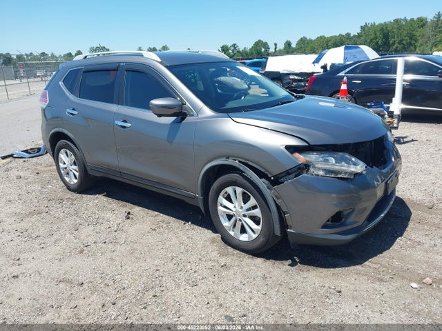 Salvage Nissan Rogue Image
