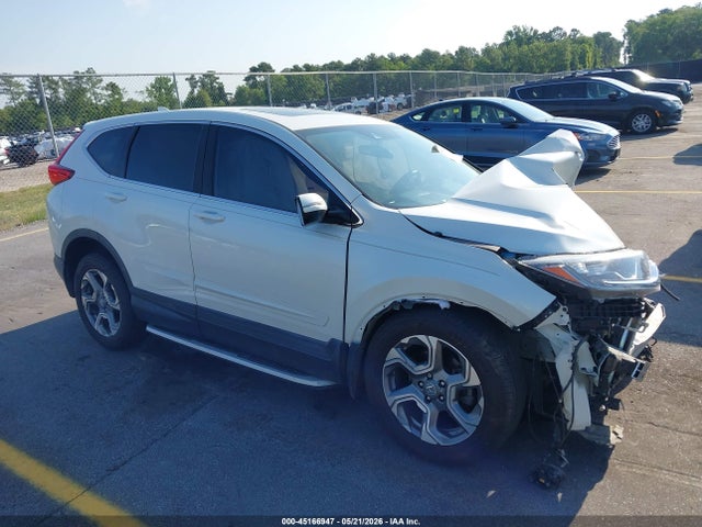Salvage Honda CR-V Image