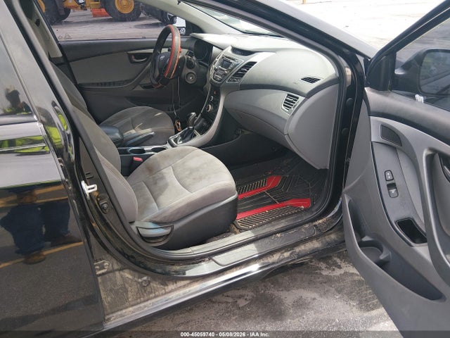 Hyundai ELANTRA Se