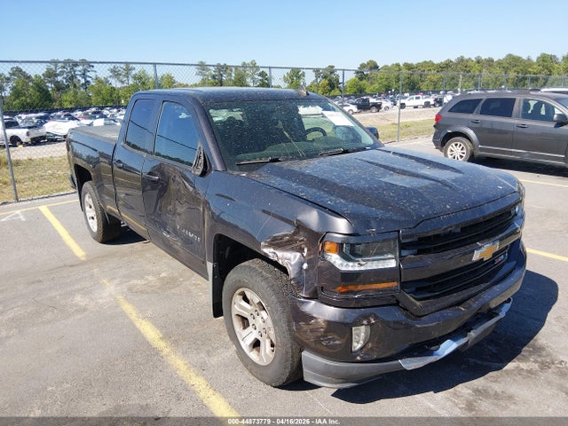 Salvage Chevrolet Silverado 1500 Image