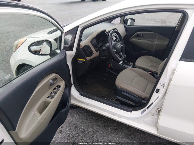 Kia Rio Lx