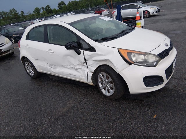 Salvage Kia Rio Image