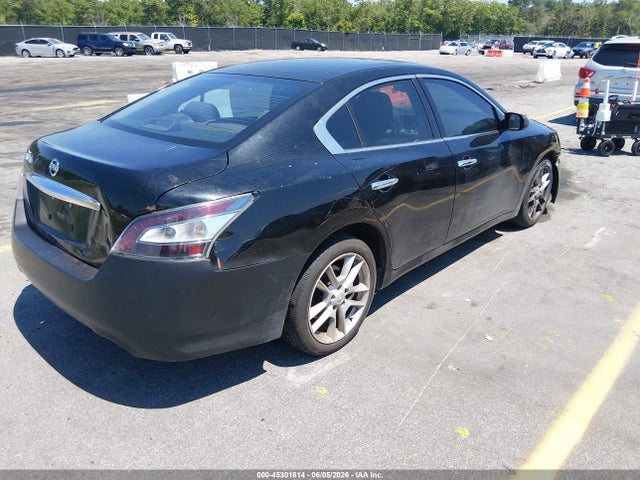 Nissan Maxima