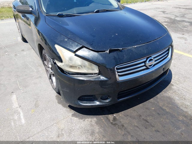 Nissan Maxima