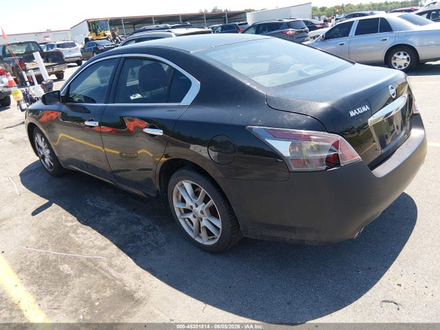 Nissan Maxima