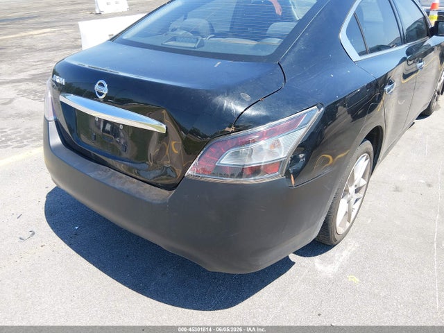 Nissan Maxima