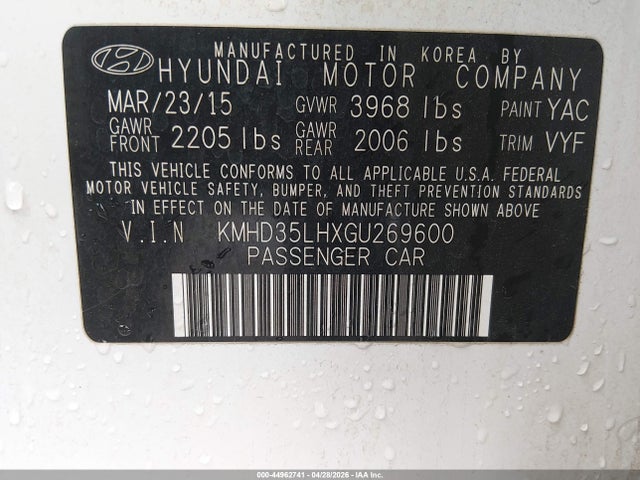 Hyundai ELANTRA