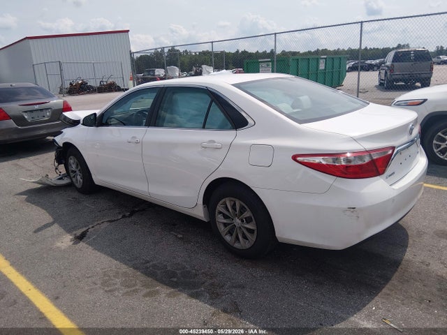 Toyota Camry Le
