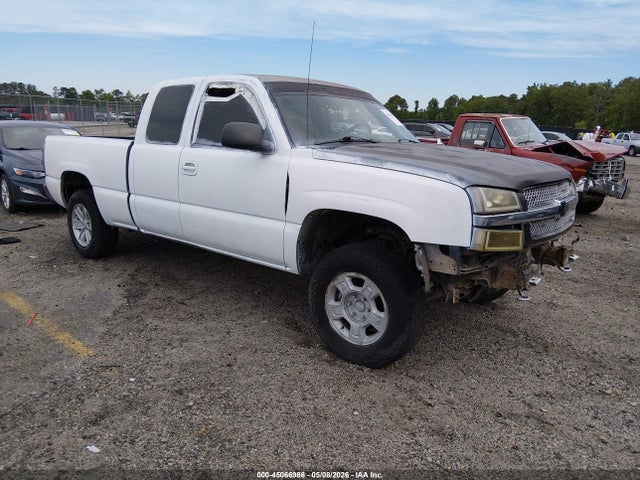 Salvage Chevrolet Silverado 1500 Image
