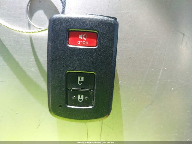Toyota Prius c Three