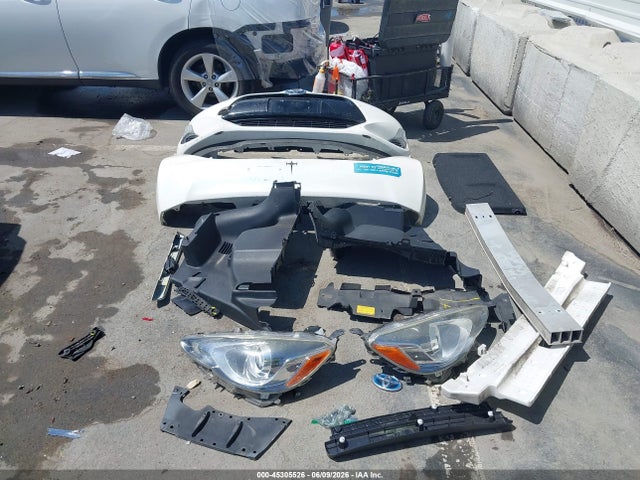 Toyota Prius c Three