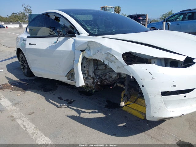 Tesla Model 3 Rear-wheel Drive