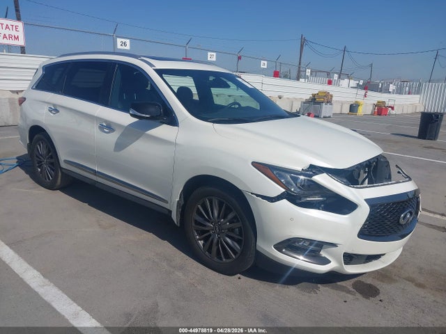 Salvage INFINITI Qx Image