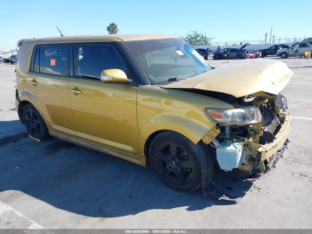 Salvage Scion xB Image
