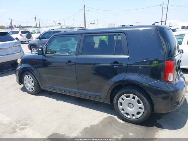 Scion xB