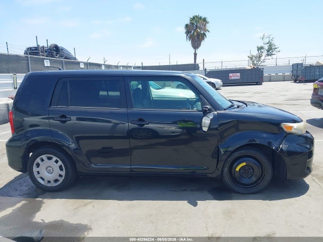 Scion xB