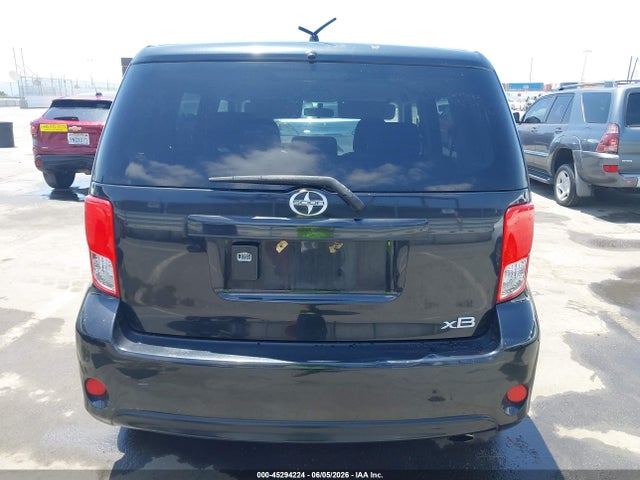 Scion xB