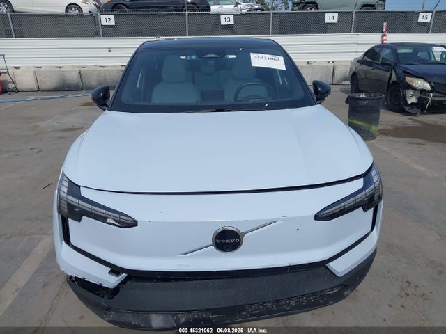 Volvo Ex30 Ultra Twin Motor Performance, Fully Electric