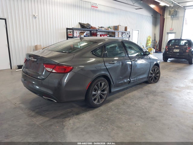 Chrysler 200 S