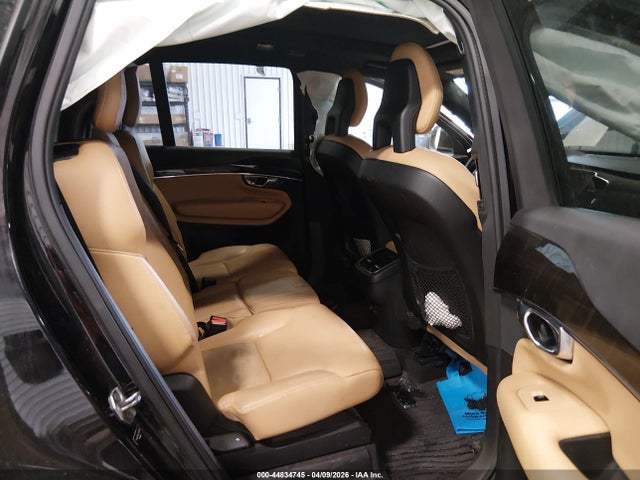 Volvo XC90 T6 Momentum