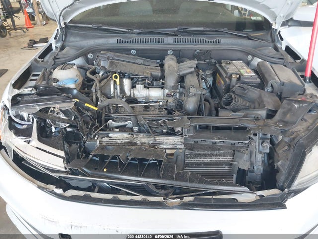 Volkswagen Jetta 1.4t S