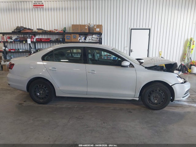 Volkswagen Jetta 1.4t S