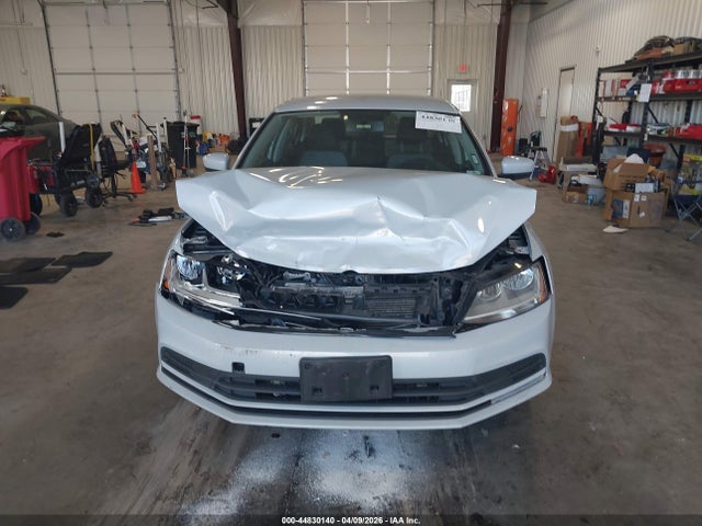 Volkswagen Jetta 1.4t S