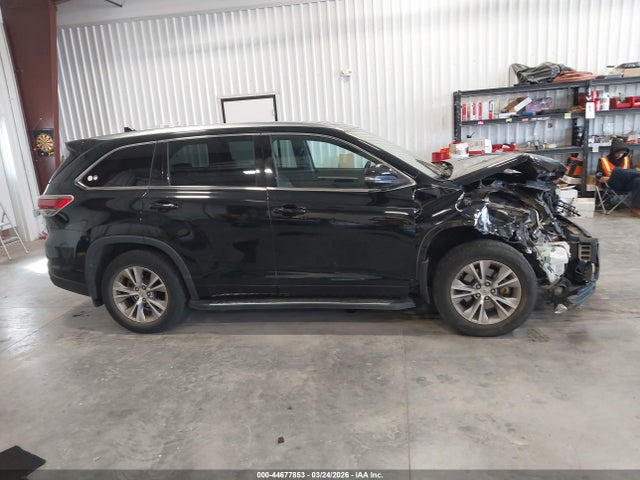 Toyota Highlander Xle V6