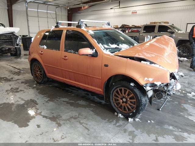 Salvage Volkswagen Golf Image