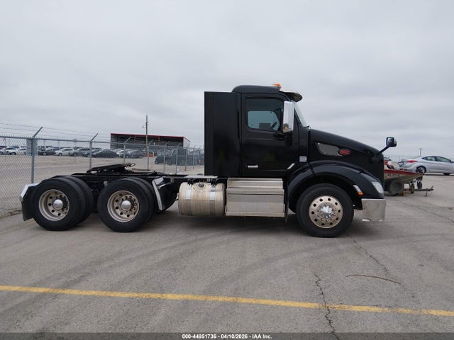 Peterbilt 579