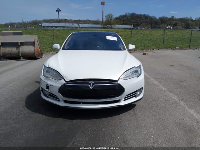 Tesla Model S Performance