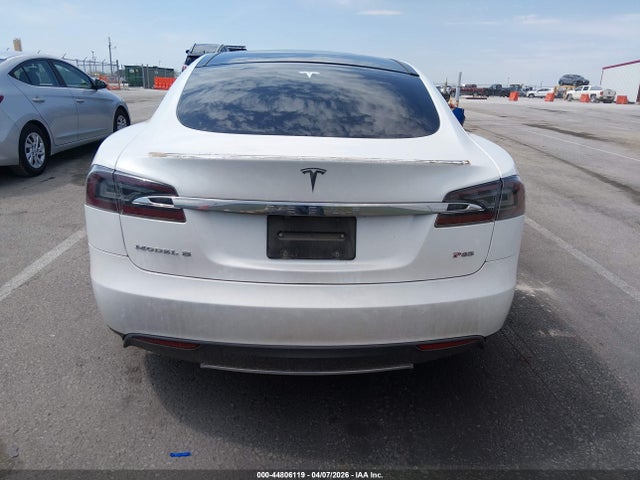 Tesla Model S Performance
