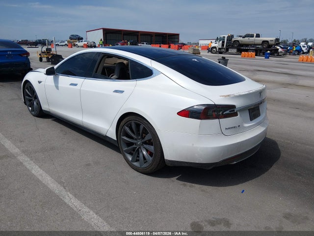 Tesla Model S Performance