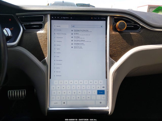 Tesla Model S Performance