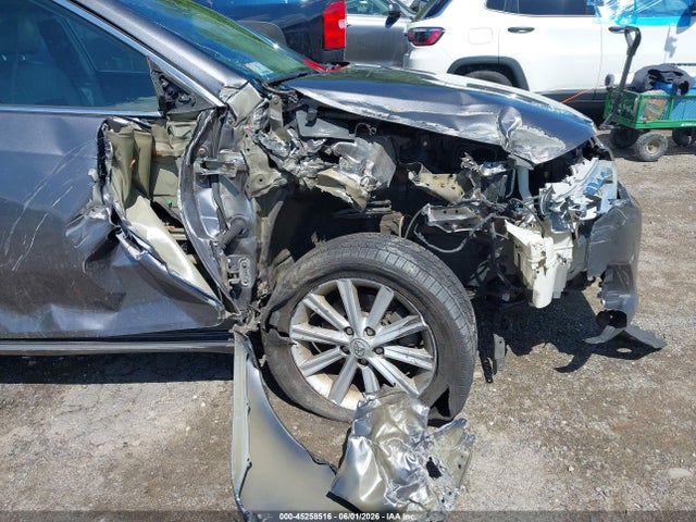 Toyota Camry Xle