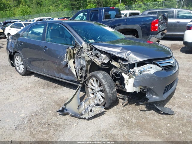 Salvage Toyota Camry Image