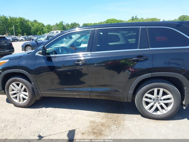 Toyota Highlander Le V6