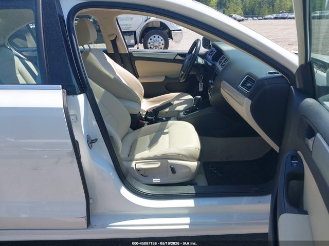 Volkswagen Jetta 2.5l Se
