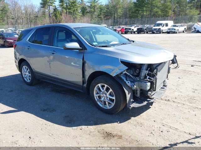 Salvage Chevrolet Equinox Image