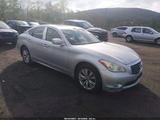 Salvage INFINITI M37x Image