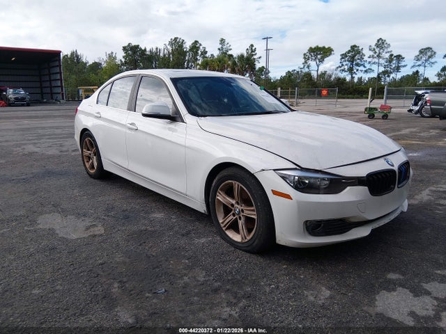 Salvage BMW 3 Series Image