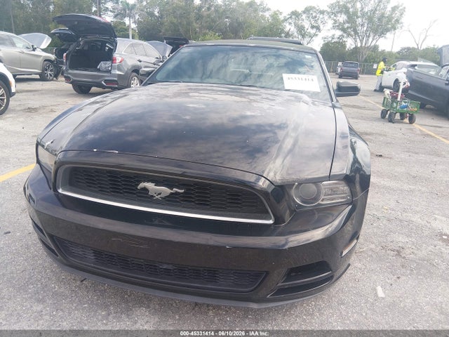 Ford Mustang V6 Premium