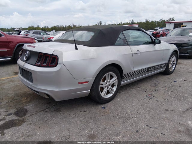 Ford Mustang V6