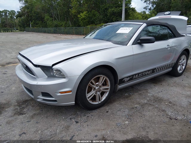 Ford Mustang V6