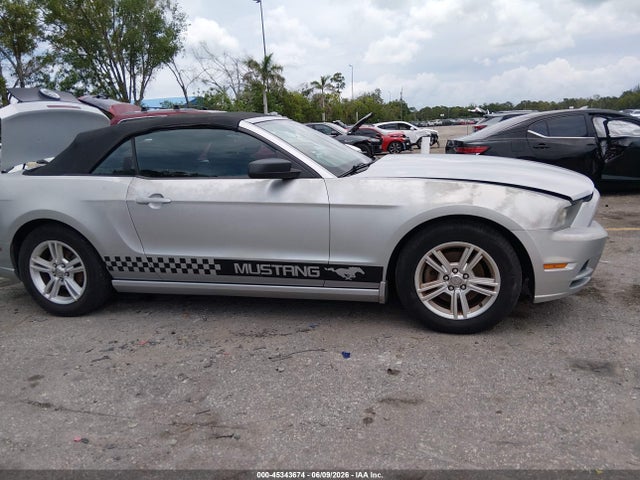 Ford Mustang V6