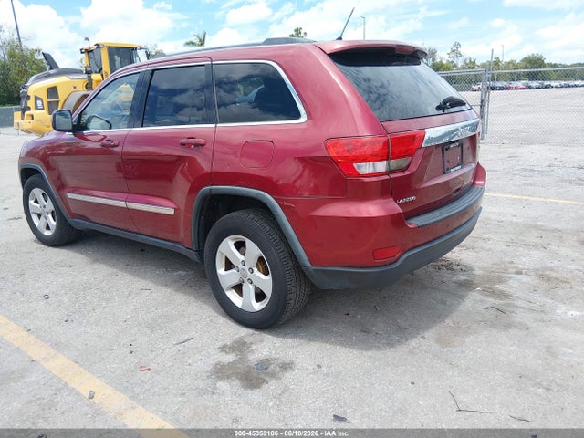 Jeep Grand Cherokee Laredo